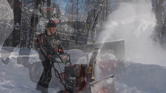 Гусеничный бензиновый снегоочиститель мощностью 9,1 кВт ELITECH