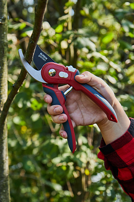 Секатор с плавным регулируемым захватом плоскостной PB 03 - фото 10